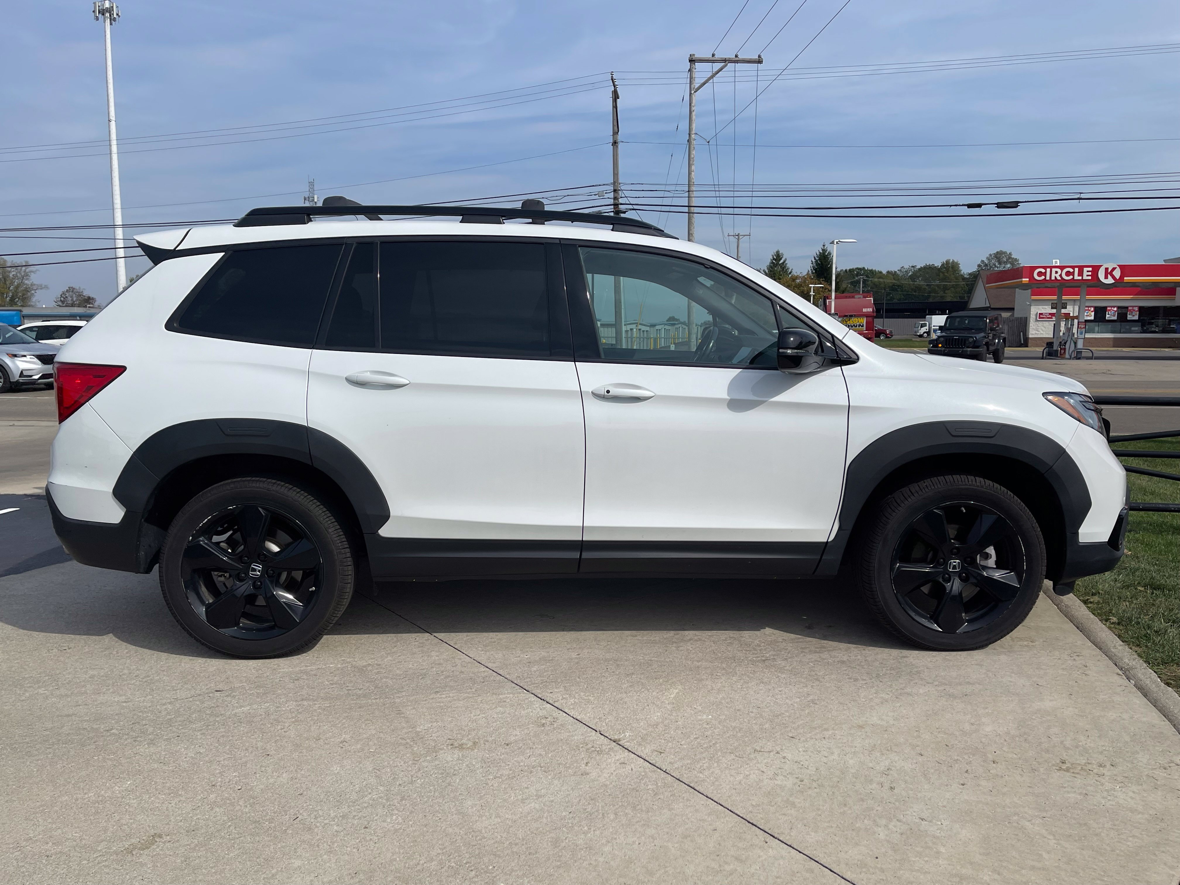 Used 2021 Honda Passport Elite image 8