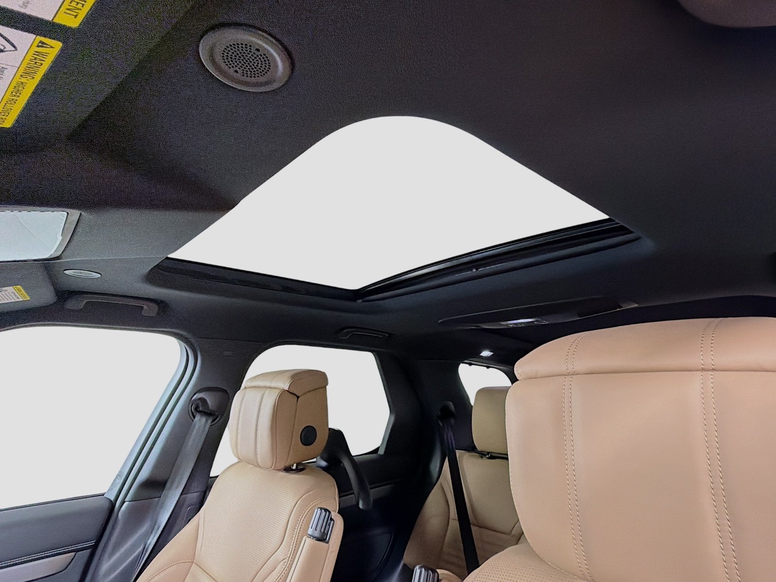 New 2026 Land Rover Discovery Dynamic SE AWD/4WD image 8