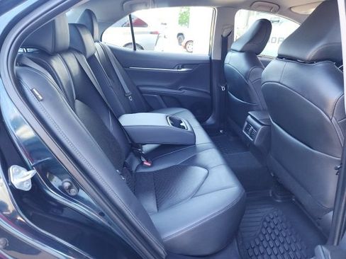 Used 2021 Toyota Camry XLE AWD/4WD image 22