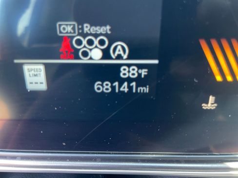 Used 2024 Kia Sorento S FWD image 43
