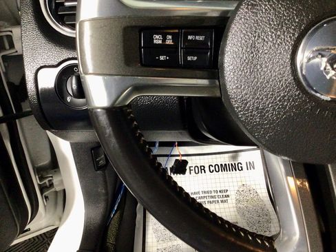 Used 2013 Ford Mustang GT image 21