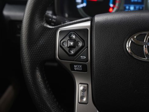 Used 2014 Toyota 4Runner SR5 Premium image 26