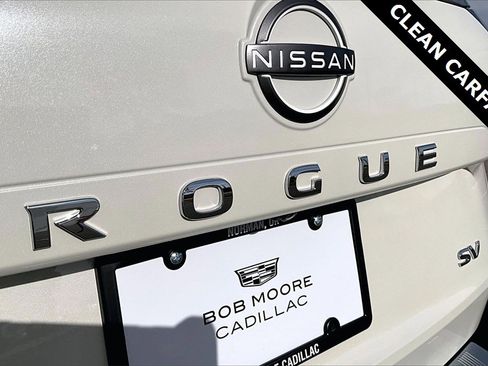 Used 2023 Nissan Rogue SV image 33