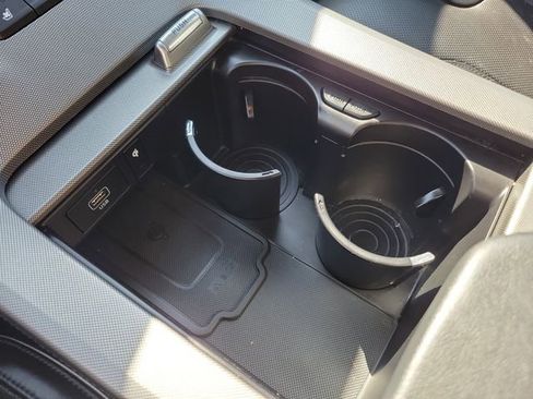 Used 2022 Hyundai Palisade Limited w/ Winter Package image 16