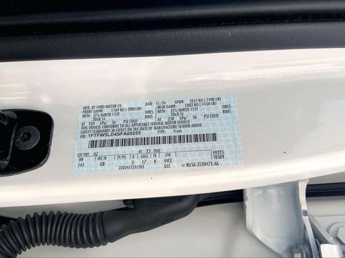 Used 2025 Ford F150 Lariat w/ Equipment Group 501A Mid AWD/4WD image 37
