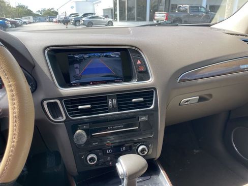 Used 2016 Audi Q5 2.0T Premium Plus w/ Technology Package image 12