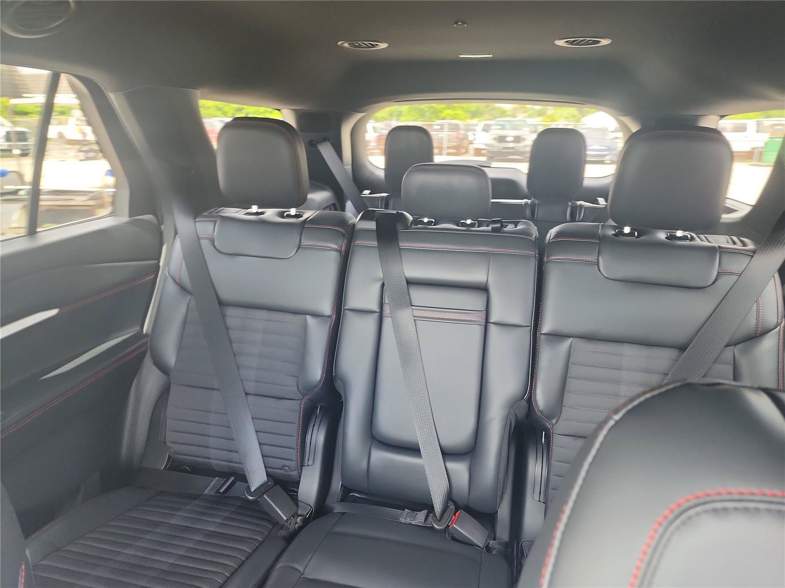 New 2026 Ford Explorer ST-Line RWD image 15