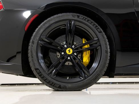Certified 2018 Ferrari GTC4Lusso AWD/4WD image 23
