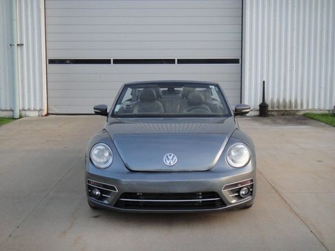Used 2017 Volkswagen Beetle 1.8T FWD image 3