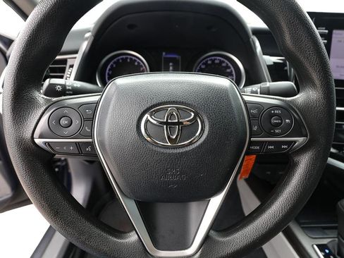 Used 2022 Toyota Camry LE FWD image 14