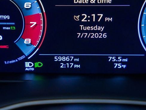 Used 2021 Audi Q8 Premium Plus w/ Premium Plus Package AWD/4WD image 9