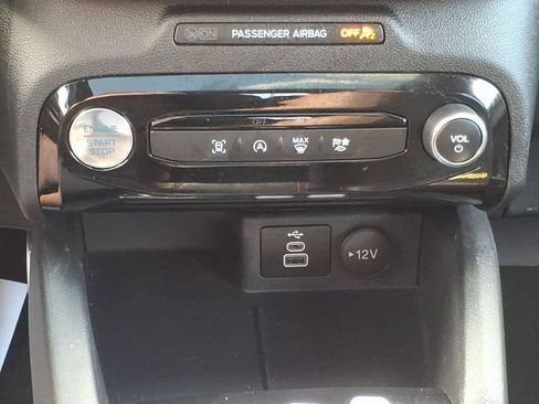 Used 2024 Ford Escape ST-Line w/ Tech Pack #1 AWD/4WD image 17