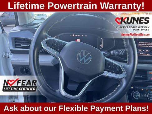 Used 2023 Volkswagen Taos SEL image 22