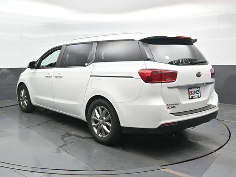 Used 2020 Kia Sedona EX FWD image 10