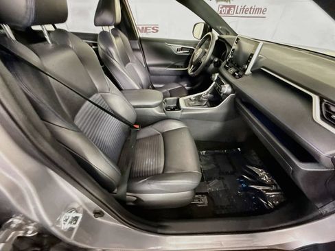 Used 2022 Toyota RAV4 XSE AWD/4WD image 31
