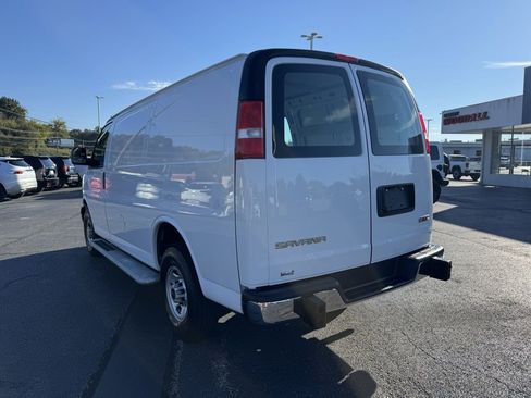Used 2024 GMC Savana 2500 Work Van w/ Driver Convenience Package image 5