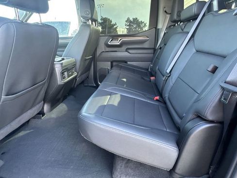 Certified 2025 Chevrolet Silverado 1500 LT w/ Leather Package image 15