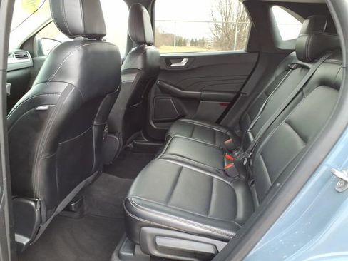 Certified 2024 Ford Escape Platinum AWD/4WD image 10