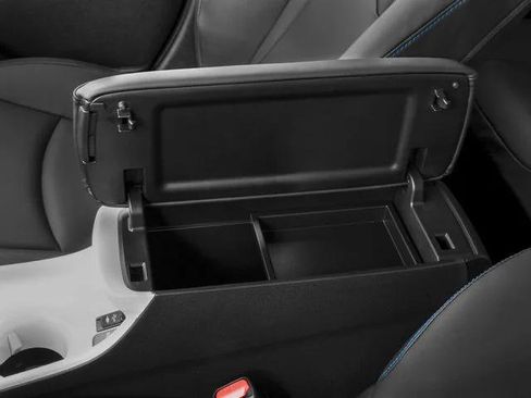 Certified 2016 Toyota Prius Four Touring image 15