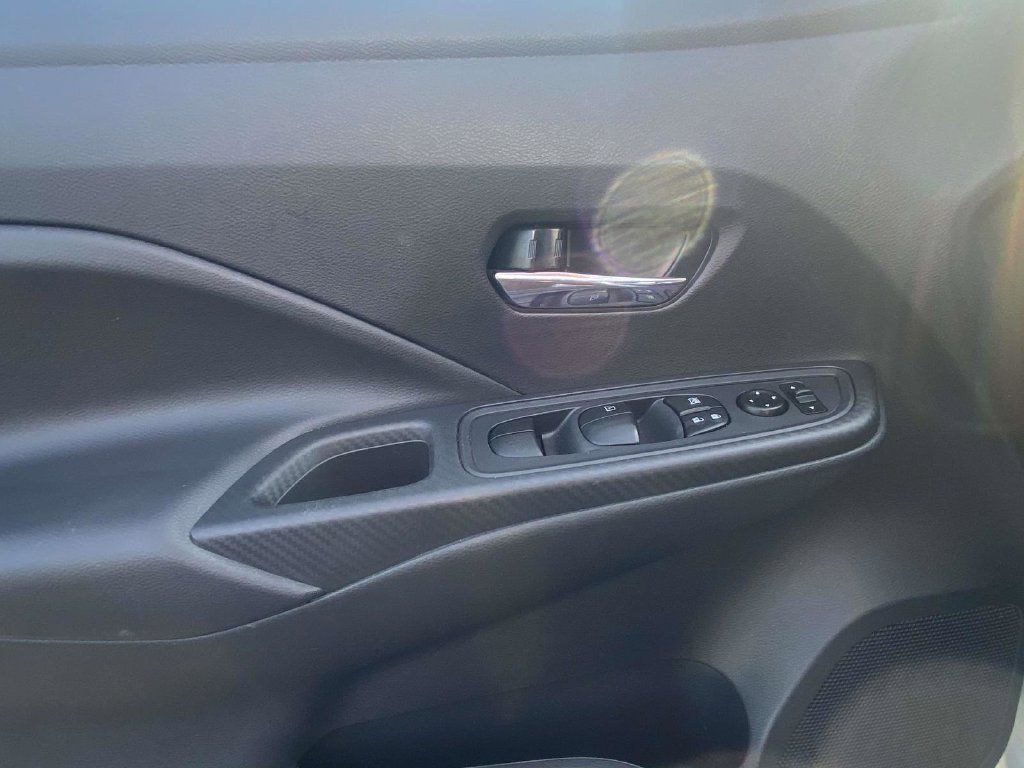 Used 2025 Nissan Versa SV FWD image 16