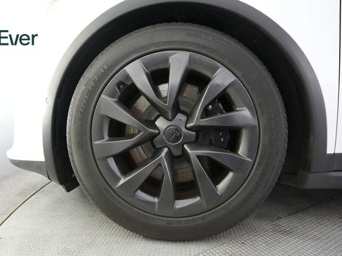 Used 2022 Tesla Model X image 19
