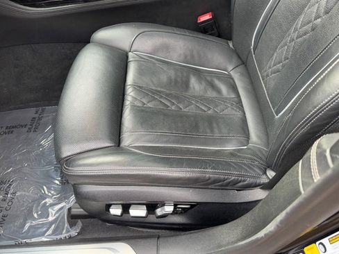 Used 2019 BMW 750i xDrive w/ Executive Package image 23