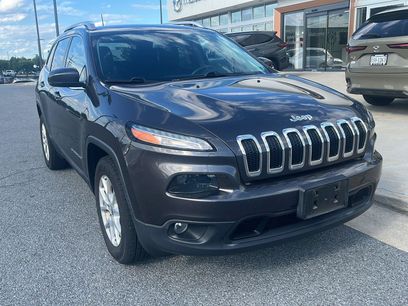 Used 2017 Jeep Cherokee Latitude w/ Safety/Convenience Group