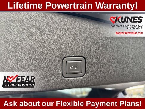 Used 2024 Cadillac XT6 Sport w/ Technology Package AWD/4WD image 42