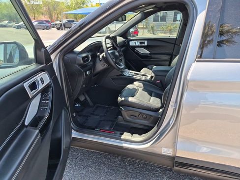 Used 2023 Ford Explorer ST w/ Equipment Group 401A AWD/4WD image 11