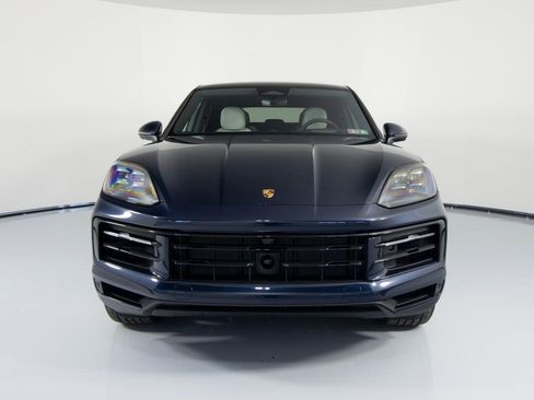 New 2026 Porsche Cayenne S image 13