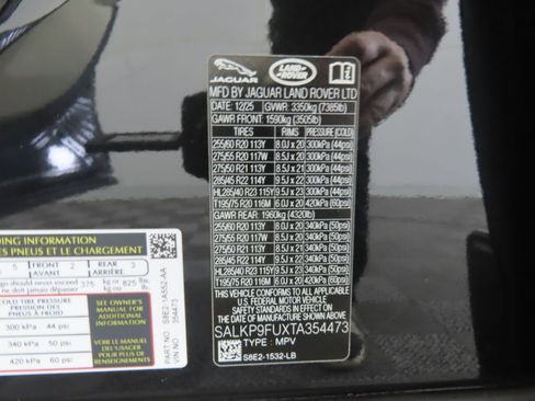 New 2026 Land Rover Range Rover SE AWD/4WD image 32