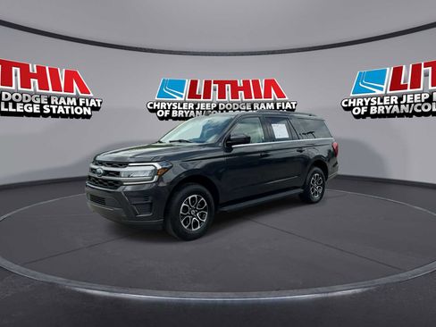 Used 2024 Ford Expedition Max XLT RWD image 4
