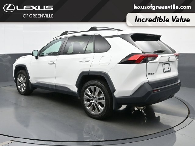 Used 2019 Toyota RAV4 XLE Premium w/ Cold Weather Package AWD/4WD image 6