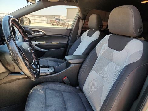 Used 2024 Chevrolet Trax RS w/ Driver Confidence Package FWD image 12