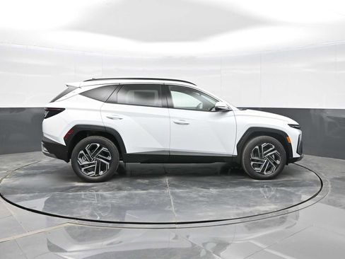 New 2026 Hyundai Tucson Limited image 9