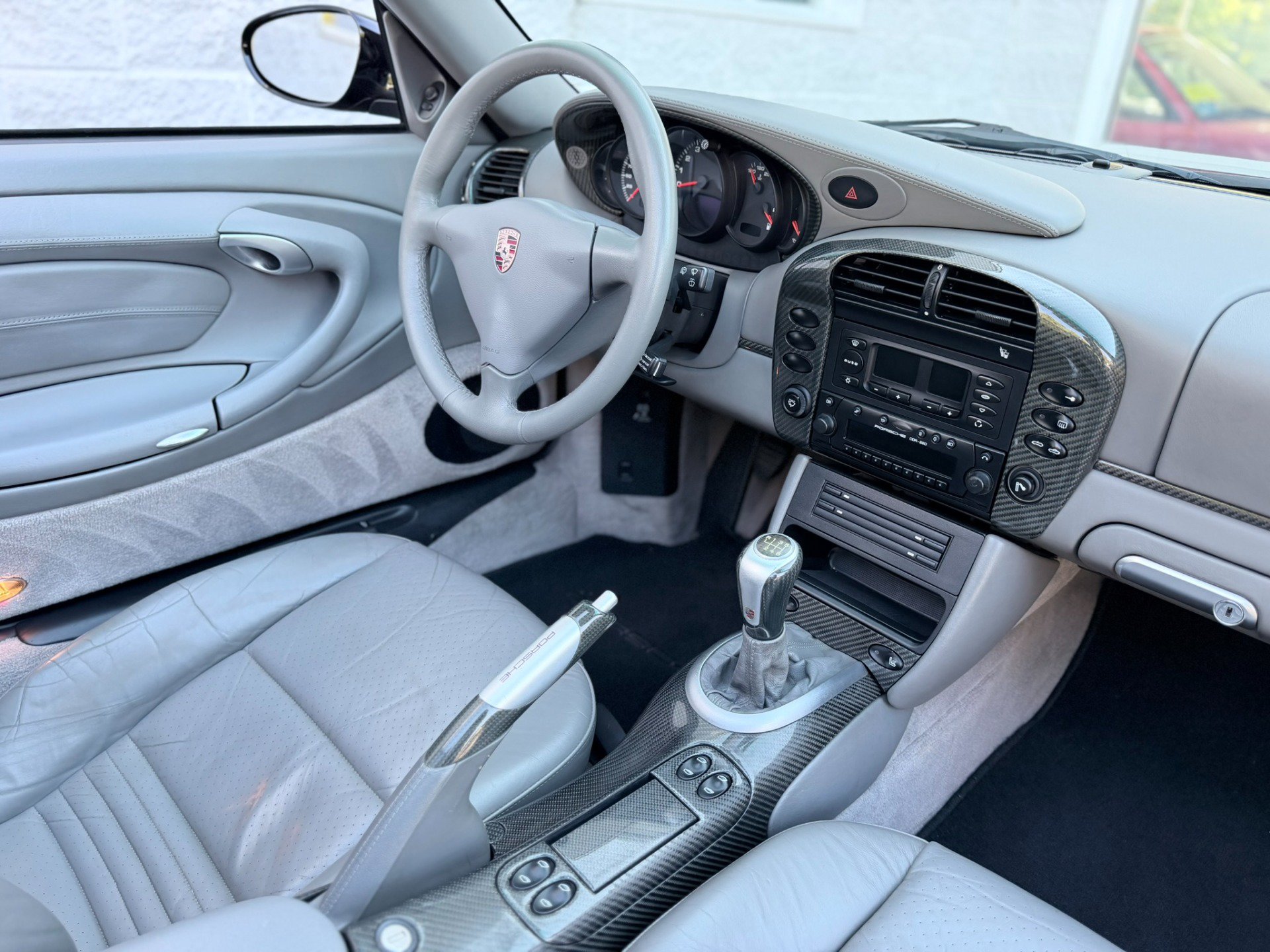 Used 2002 Porsche 911 Carrera 4 AWD/4WD image 54