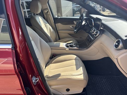 Used 2018 Mercedes-Benz GLC 300 4MATIC image 33