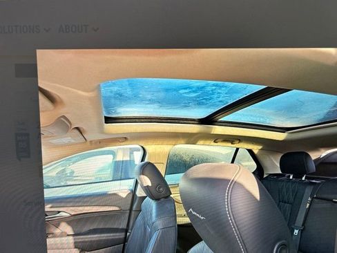 Used 2023 Buick Envision Avenir FWD image 17