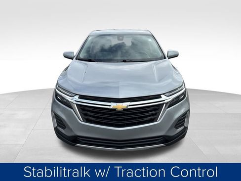 Used 2023 Chevrolet Equinox LT w/ Driver Convenience Package image 14