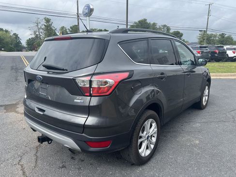 Used 2018 Ford Escape SE AWD/4WD image 4