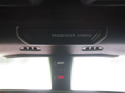 Used 2018 Jeep Wrangler Unlimited Rubicon AWD/4WD image 26