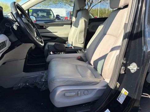 Used 2018 Honda Odyssey EX-L image 9