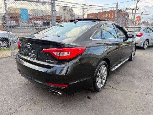 Used 2016 Hyundai Sonata Limited w/ Option Group 04 FWD image 6