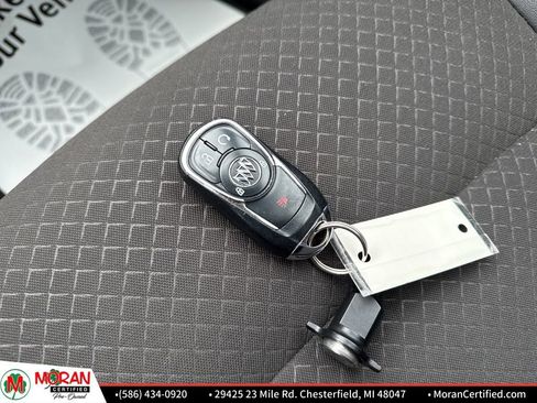 Used 2019 Buick Encore Preferred w/ Safety Package image 27