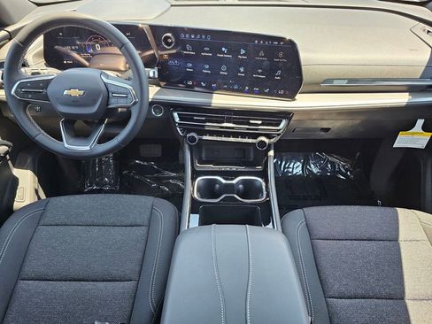 New 2026 Chevrolet Traverse LT w/ Driver Confidence Package FWD image 16