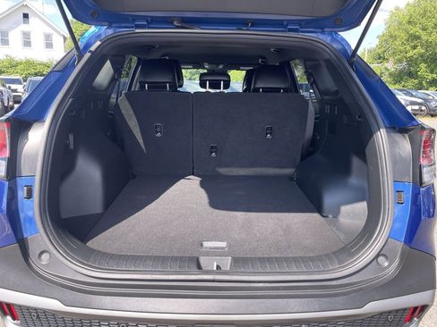 Used 2023 Kia Sportage X-Line image 11
