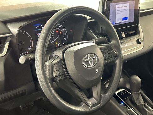 Used 2024 Toyota Corolla LE image 13