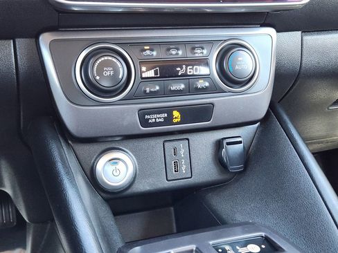 Used 2024 Nissan Leaf S FWD image 15