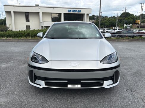 Used 2024 Hyundai Ioniq 6 Limited RWD image 4