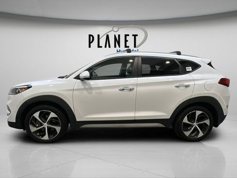 Used 2017 Hyundai Tucson Limited w/ Cargo Package AWD/4WD image 3